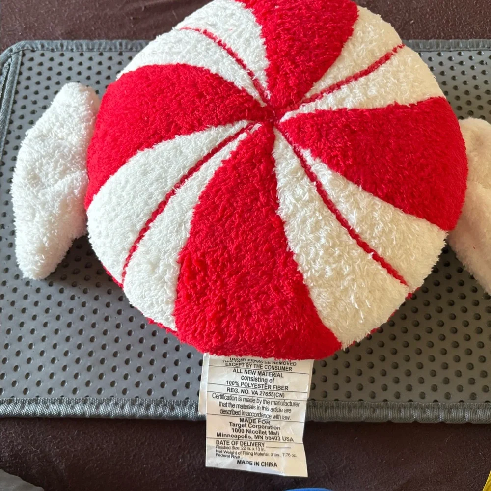 Target Red and white decorative New Pillow Christmas